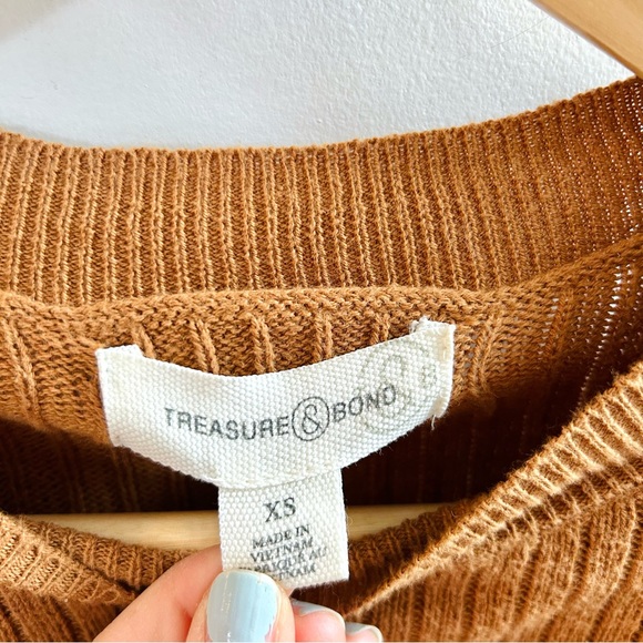 treasure and bond sweater - Picture 4 of 4